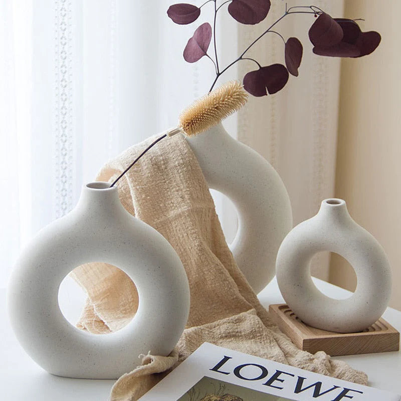 J.Y.R®Hollow Ceramic Vase