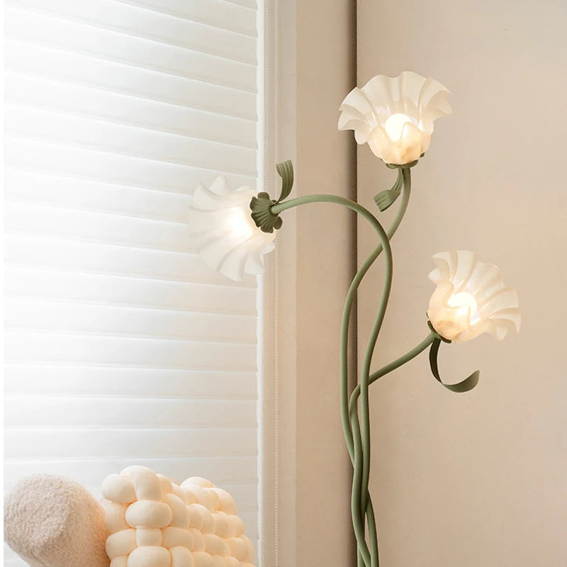 J.Y.R® Elegant 3 Head Lily Flower Floor Lamp