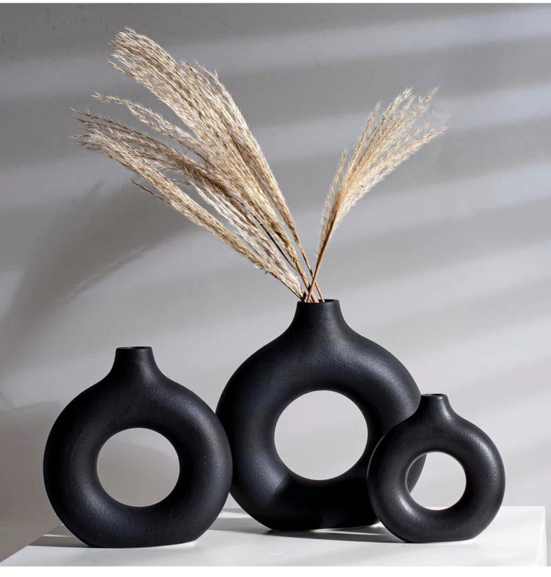 J.Y.R®Hollow Ceramic Vase