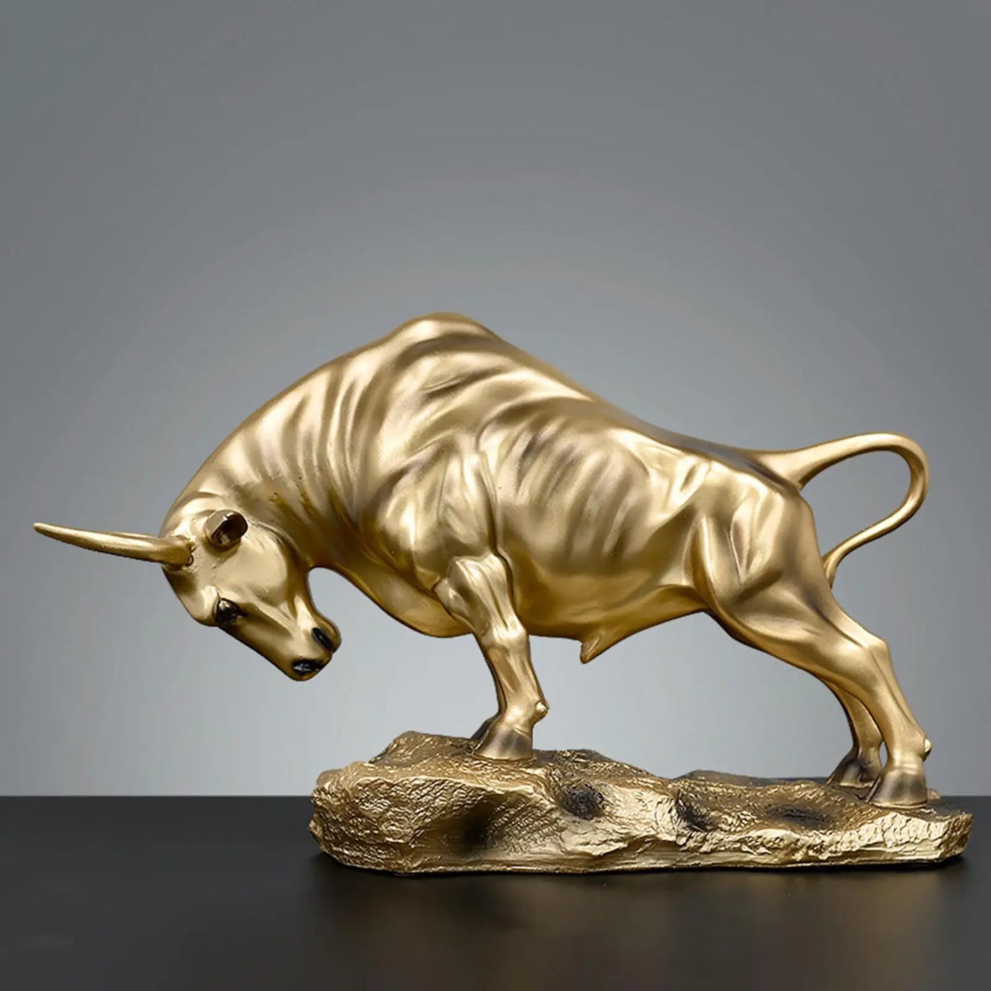 J.Y.R® BullRun Golden Sculpture