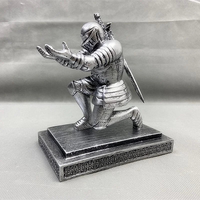 J.Y.R® Medieval Knight Pen Holder